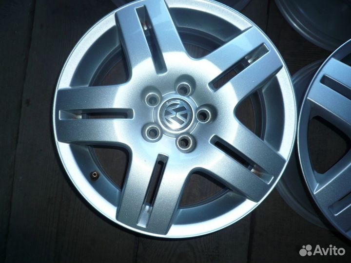 Диски литые оригинал Avus II Volkswagen R15 5x100