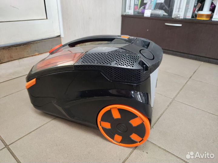 Пылесос моющий Thomas 788598 Drybox Amfibia Pet