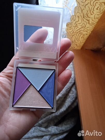 Тени для век Мэри Кэй