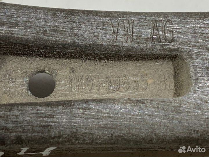 Опора двигателя задняя Skoda Octavia A5