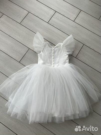Платье нарядное для девочки 110 116