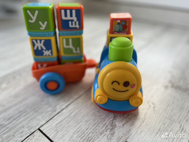 Развивающая игрушка паровозик, интерактивная