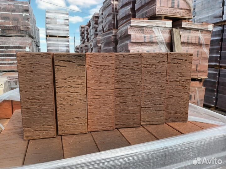 Кирпич облицовочный Красный флеш Скала