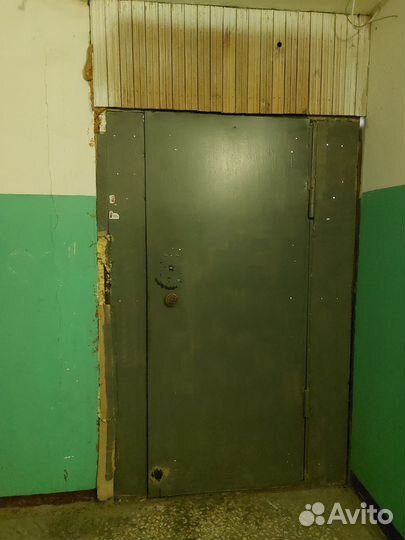 Дверь тамбурная бу