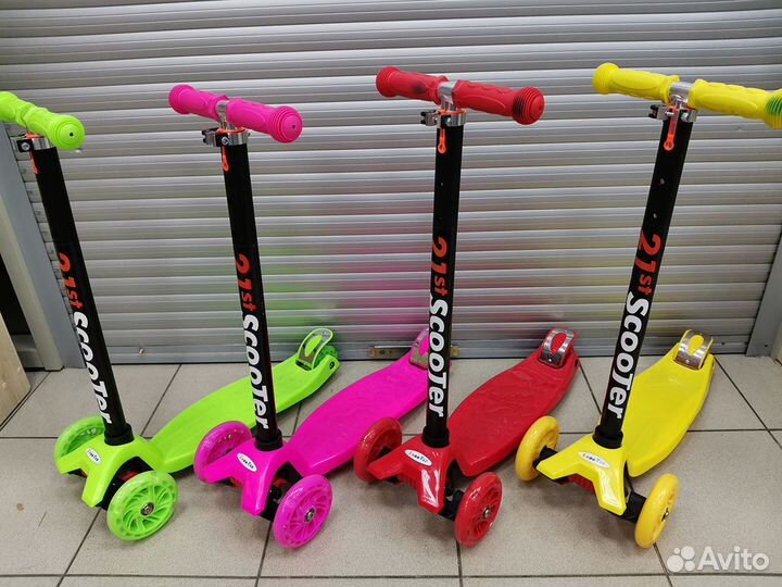 Детский самокат Maxi (от 3 до 6 лет)