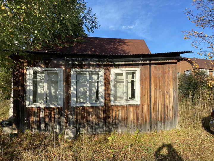 Дача 30 м² на участке 6 сот.