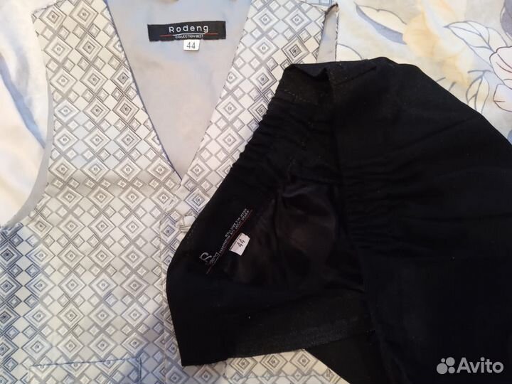 Жилетка праздничная с бабочкой, брюки на мальчика