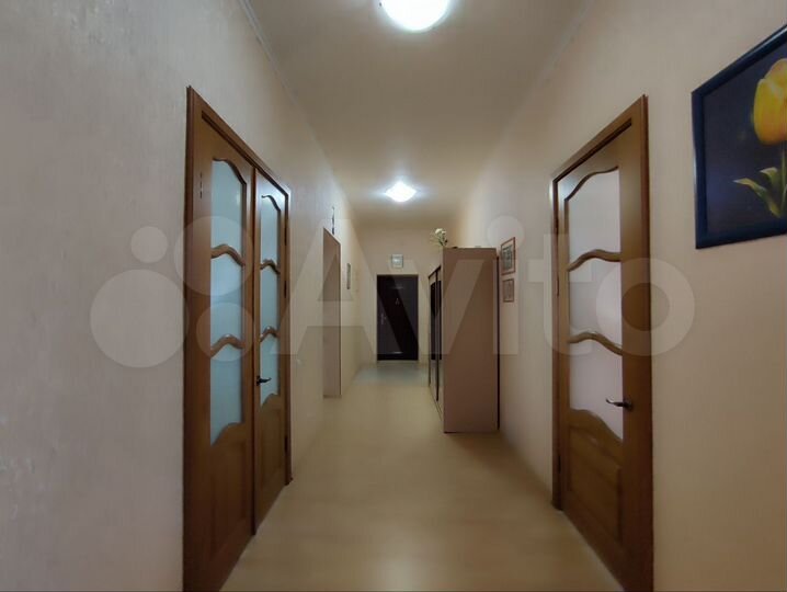 3-к. квартира, 100,8 м², 3/5 эт.