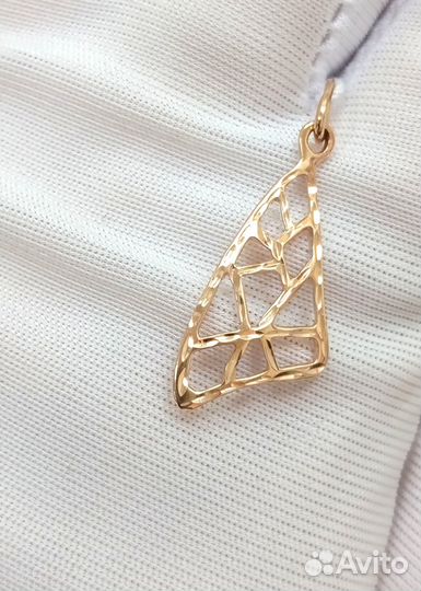 Золотая подвеска