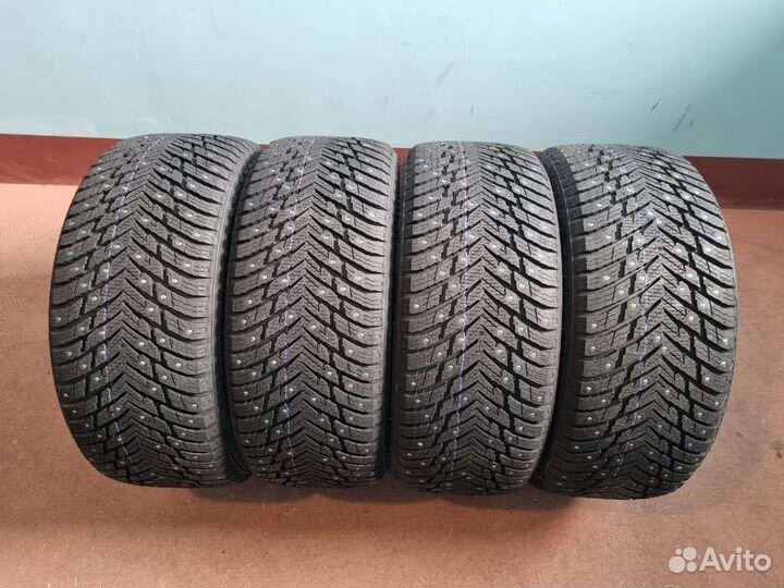 Nokian Tyres Hakkapeliitta 10p 235/45 R18 98T