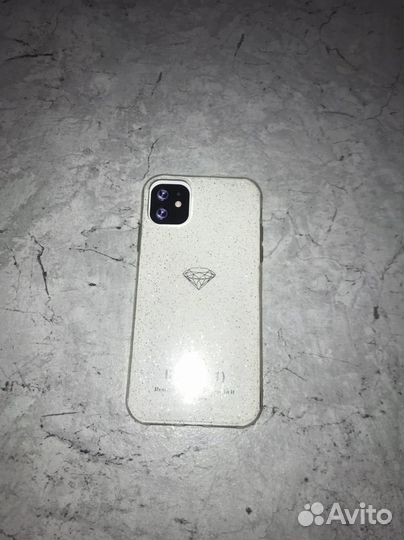 Чехлы на iPhone 11 силиконовые