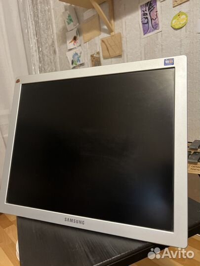Монитор samsung SyncMaster 970P