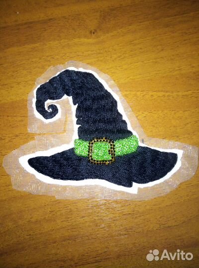 Пришивная нашивка, апликация в виде шляпы
