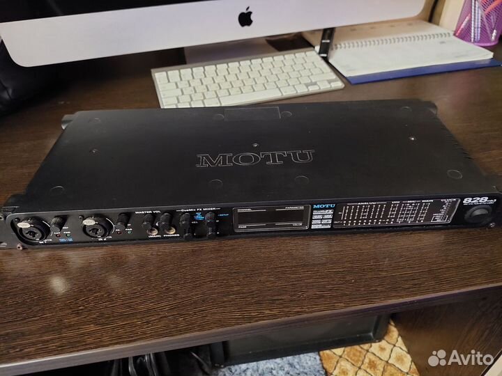 Звуковая карта motu 828 mk3 Hybrid USB + FireWire