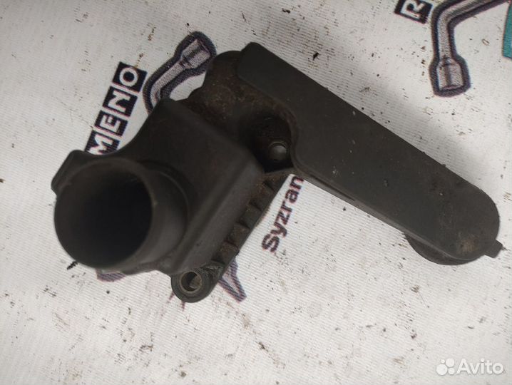 Клапан вентиляции картерных газов Volkswagen Passa