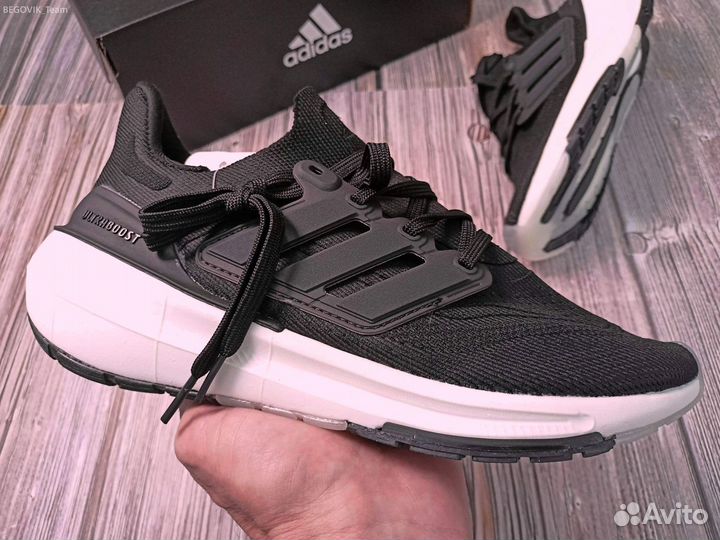 Беговые кроссовки adidas ultraboost 23