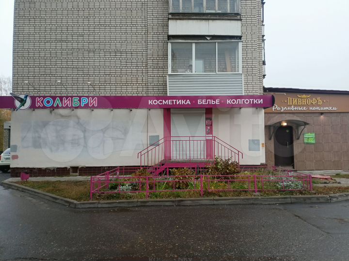 Первая линия. Отдельный вход