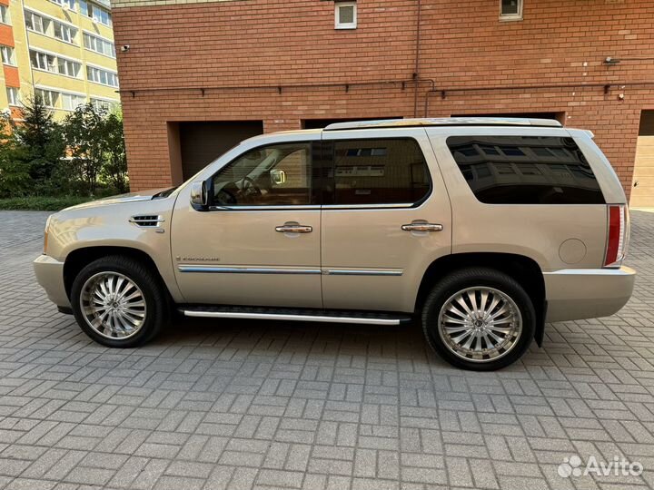 Cadillac Escalade 6.2 AT, 2007, 69 700 км