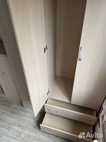 Шкаф для одежды