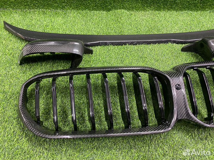 Карбоновый обвес BMW G30