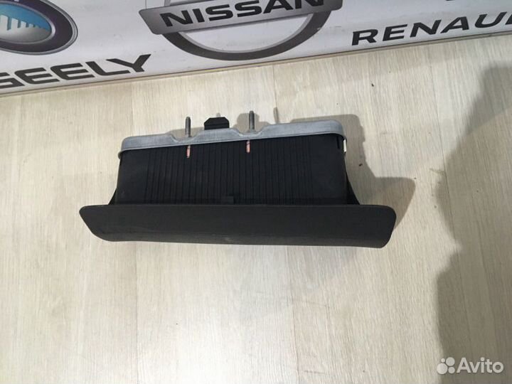 Подушка пассажира Airbag в панель Nissan almera G1