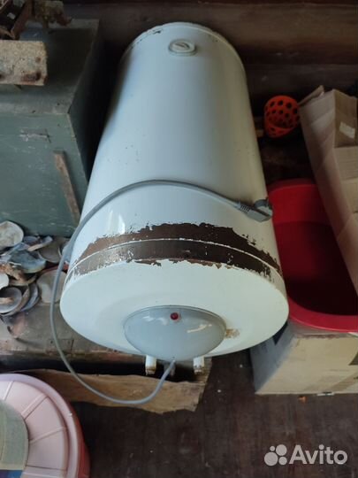 Водонагревательный бак Tesy 100 л