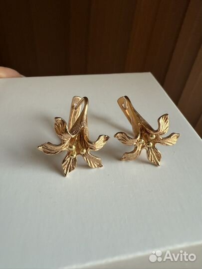 Золотые серьги СССР 583 пр