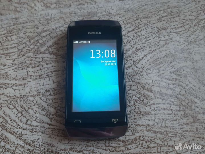 Телефон Nokia 305