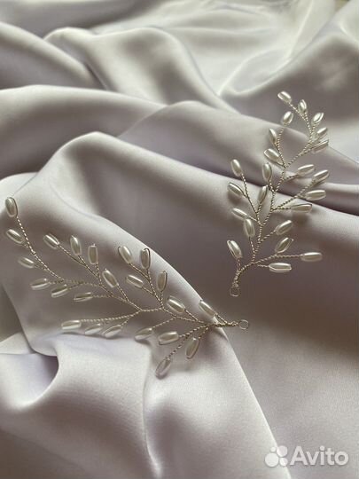 Свадебные украшения: веточка, шпильки в прическу