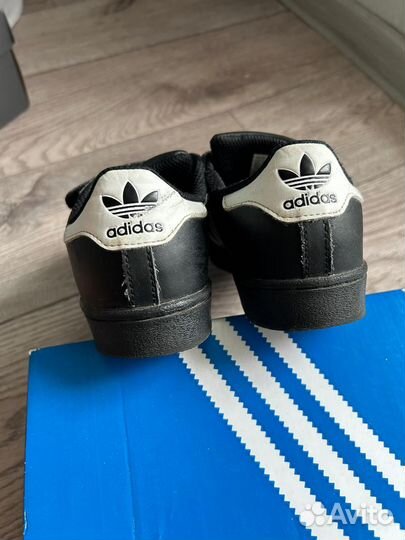 Кроссовки детские adidas 33 размер