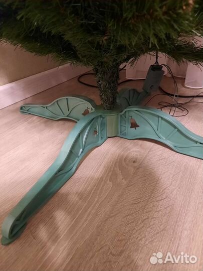 Елка искусственная 210 см б/у