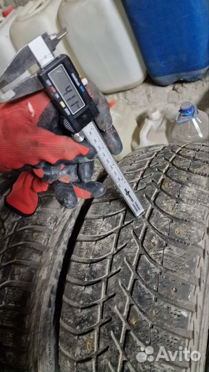 Bridgestone Ice Cruiser 5000 195/60 R15 88T