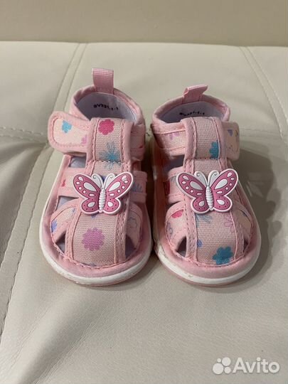 Сандалии для девочки 20 размер