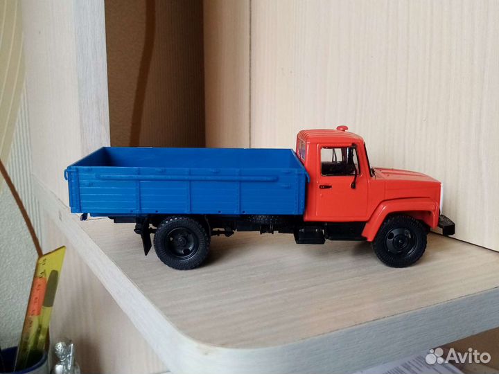 Газ 3309 и 33073 (1:43)