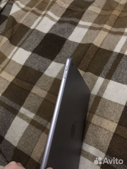 iPad 6 поколения 128 гб