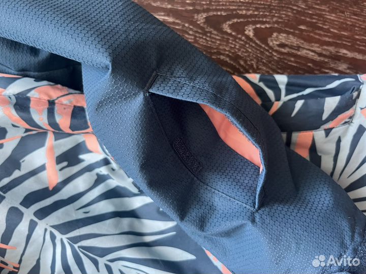 Куртка сноубордическая женская