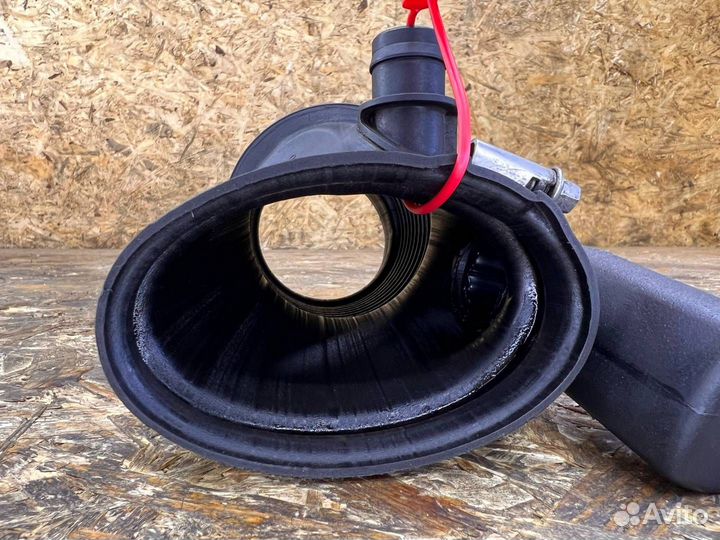 Патрубок воздушного фильтра Jaguar XF 5.0 09-15