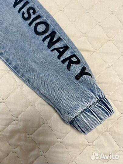 Рубашка 116 и джинсы 122