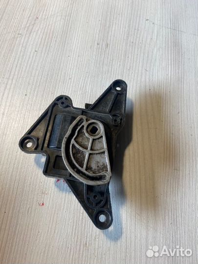 Моторчик заслонки отопителя Hyundai Matrix