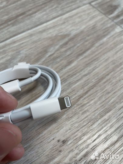 Оригинальый провод iPhone