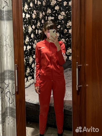 Спортивный костюм adidas женский