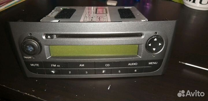 Магнитола Fiat linea