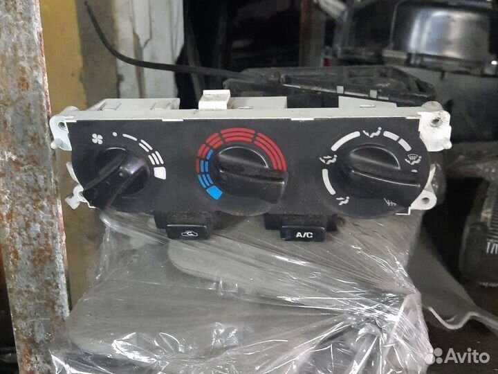 Nissan Primera Р11 блок управления печкой
