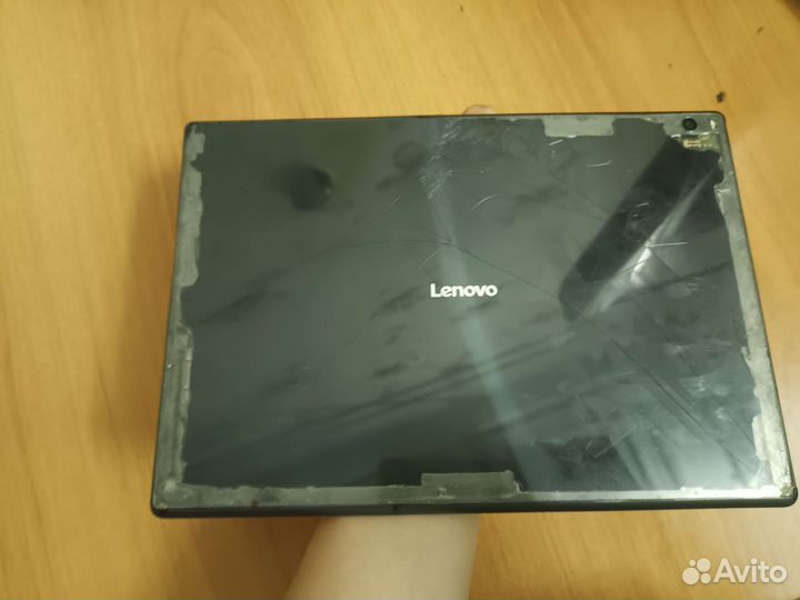 Планшет Леново