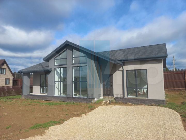 Дом 156 м² на участке 7 сот.