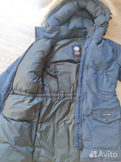 Пуховик женский Canada goose