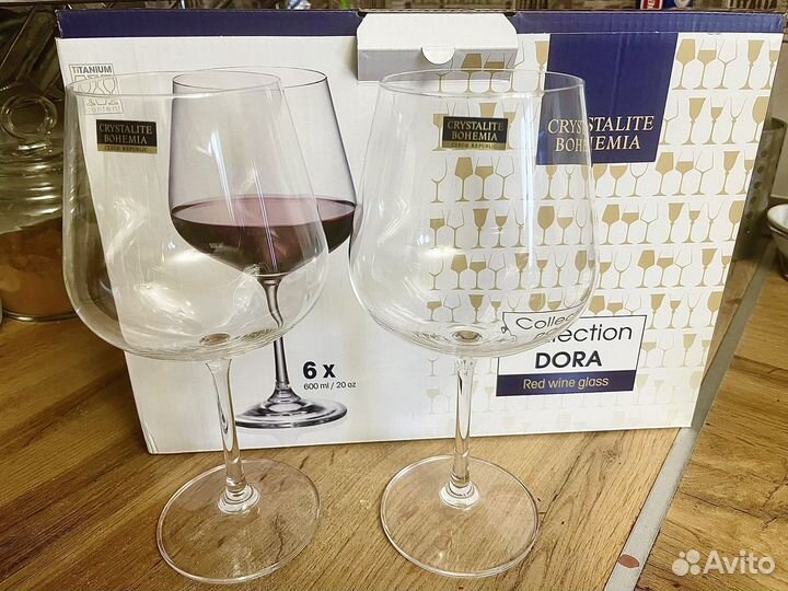 Фужеры, бокалы для вина, коньяка