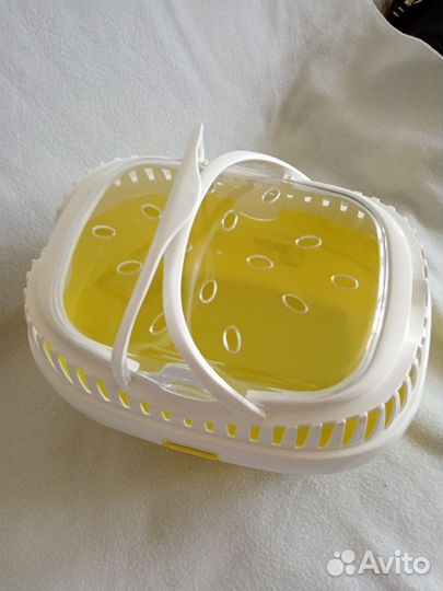 Переноска для животных пластиковая