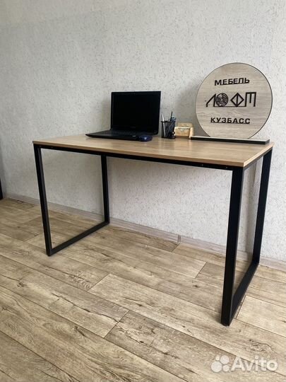 Стол в стиле лофт