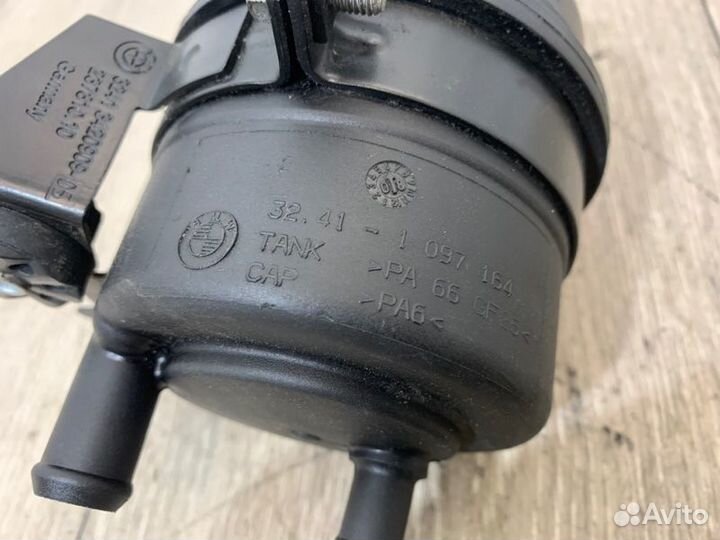 Бачок гидроусилителя Bmw X3 E83 N47D20A 16.07.2008